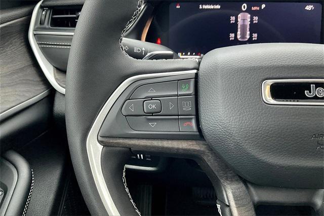 new 2025 Jeep Grand Cherokee car, priced at $51,940