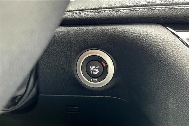 new 2025 Chrysler Pacifica car, priced at $46,248