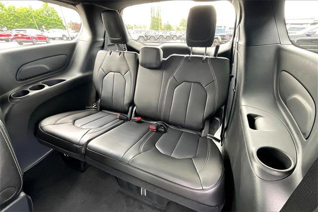 new 2025 Chrysler Pacifica car, priced at $46,248