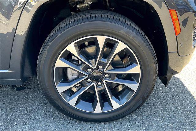 new 2025 Jeep Grand Cherokee L car, priced at $59,085