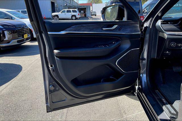 new 2025 Jeep Grand Cherokee L car, priced at $59,085