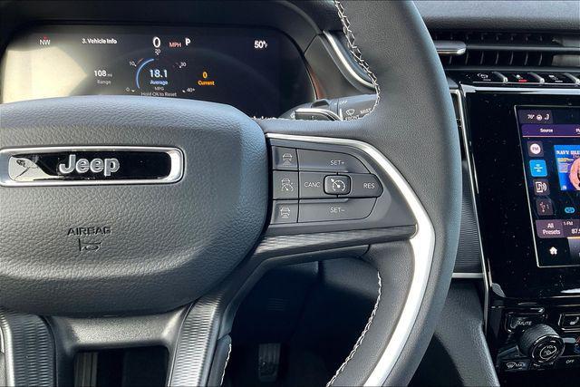 new 2025 Jeep Grand Cherokee car, priced at $38,750