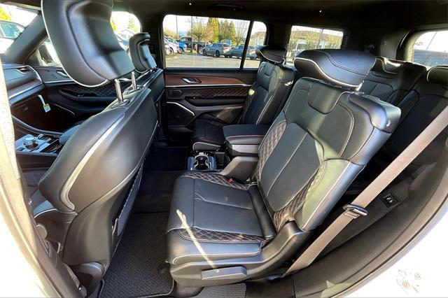 new 2025 Jeep Grand Cherokee L car, priced at $58,236