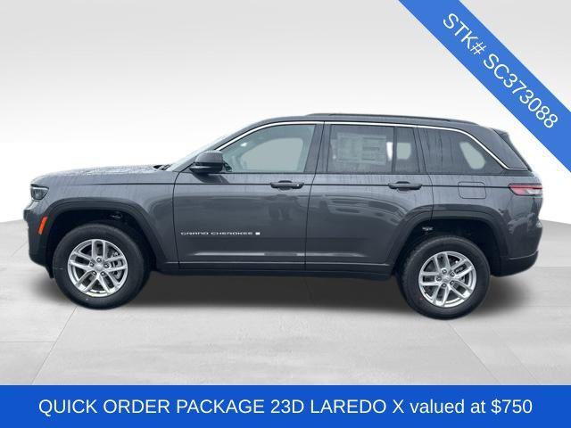 new 2025 Jeep Grand Cherokee car, priced at $35,250