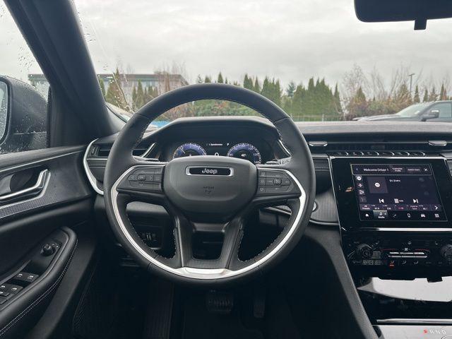 new 2025 Jeep Grand Cherokee car, priced at $35,250