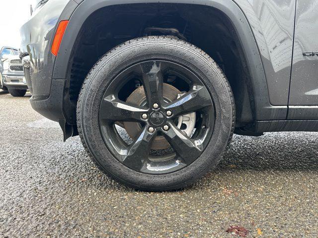 new 2025 Jeep Grand Cherokee L car, priced at $45,500