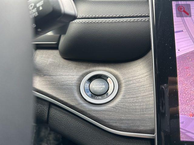 new 2025 Jeep Grand Cherokee L car, priced at $45,500