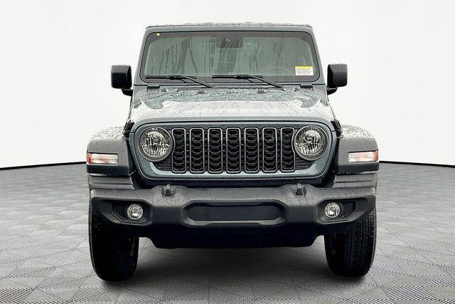 new 2025 Jeep Wrangler car, priced at $45,850