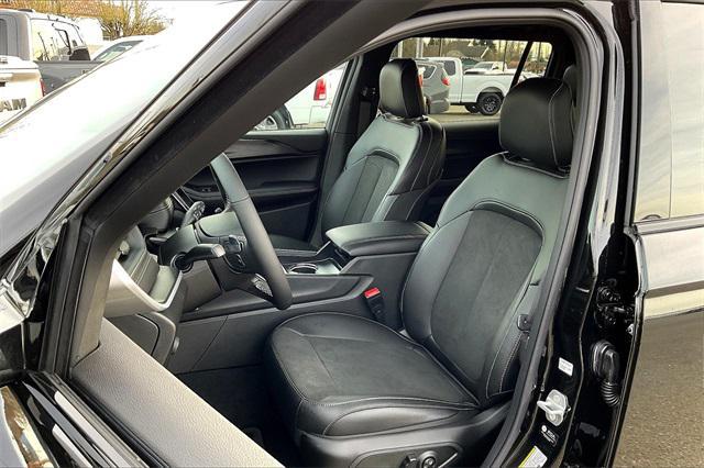 new 2025 Jeep Grand Cherokee L car, priced at $50,175