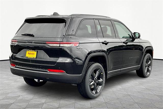 new 2025 Jeep Grand Cherokee car, priced at $48,175