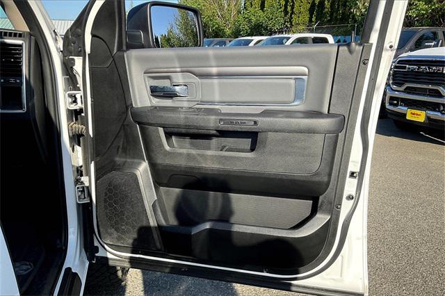 used 2022 Ram 1500 Classic car, priced at $30,000