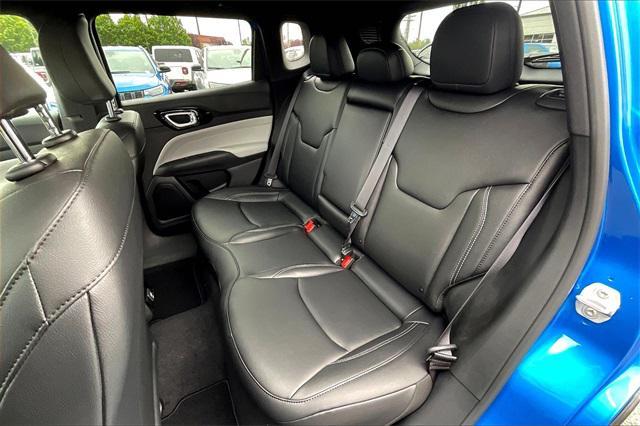 new 2025 Jeep Compass car, priced at $29,900