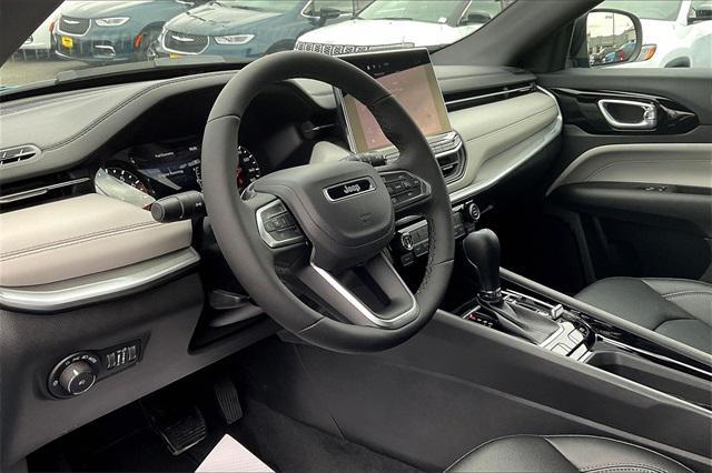 new 2025 Jeep Compass car, priced at $29,900