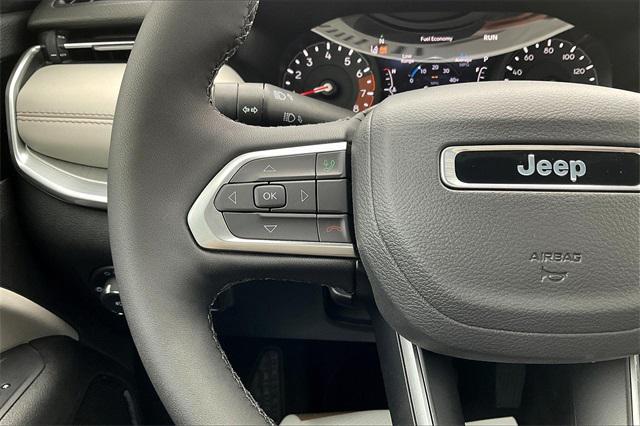 new 2025 Jeep Compass car, priced at $29,900