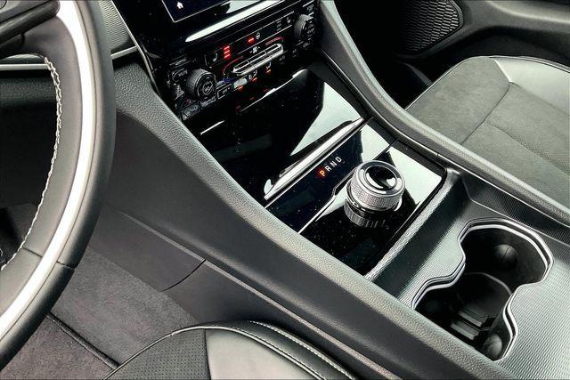 new 2025 Jeep Grand Cherokee L car, priced at $46,080