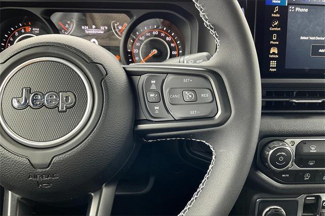 new 2025 Jeep Gladiator car, priced at $45,173