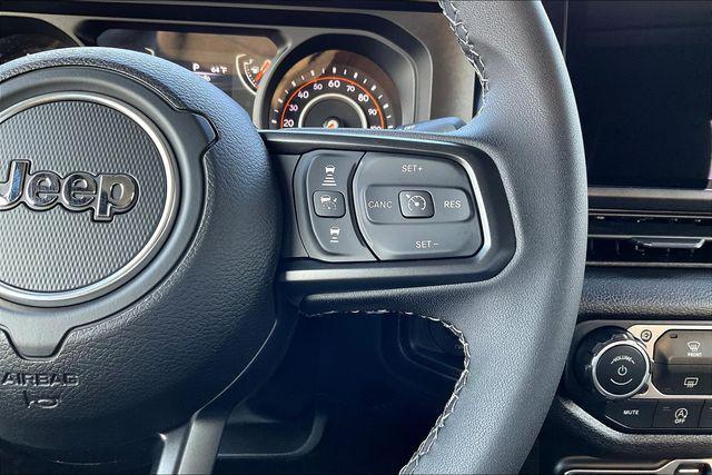 new 2025 Jeep Gladiator car, priced at $38,750