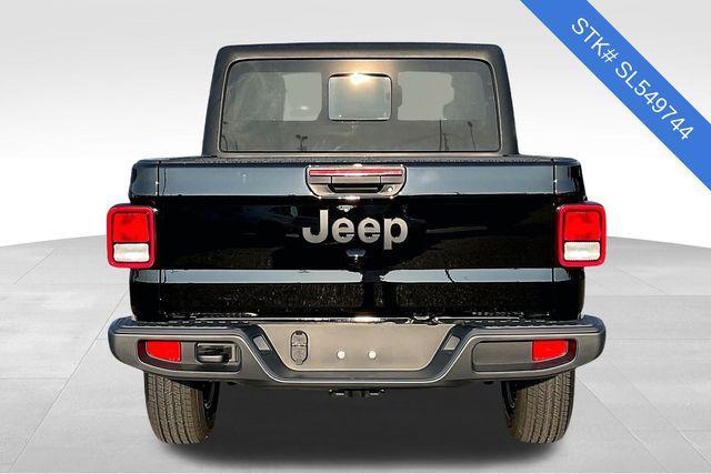 new 2025 Jeep Gladiator car, priced at $38,750
