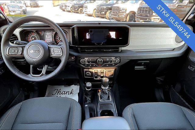 new 2025 Jeep Gladiator car, priced at $38,750