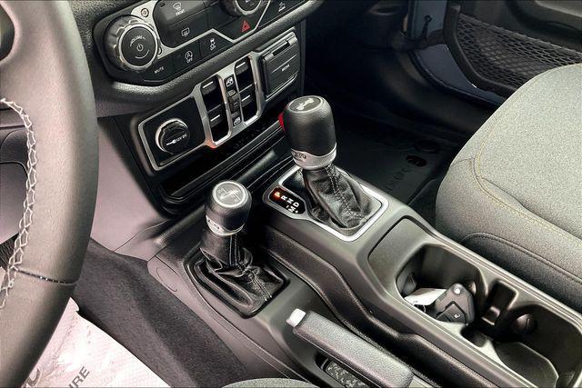 new 2025 Jeep Wrangler car, priced at $43,850