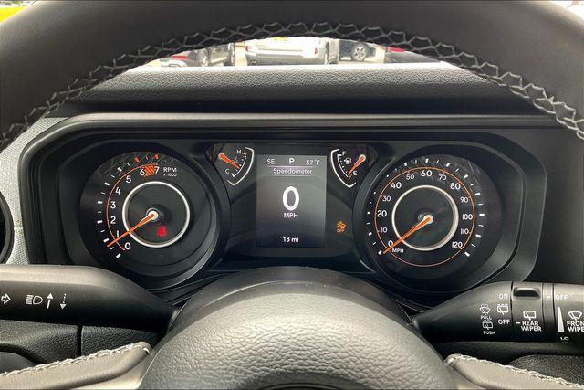 new 2025 Jeep Wrangler car, priced at $43,850