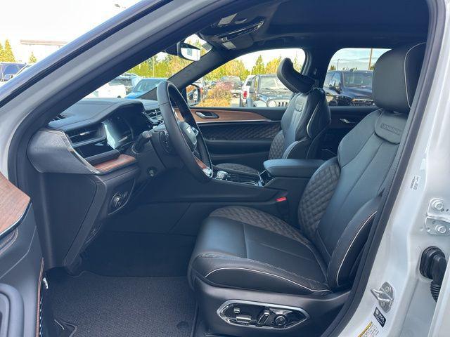 new 2025 Jeep Grand Cherokee car, priced at $64,810