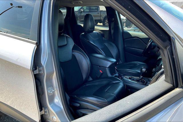 used 2020 Jeep Cherokee car, priced at $14,000