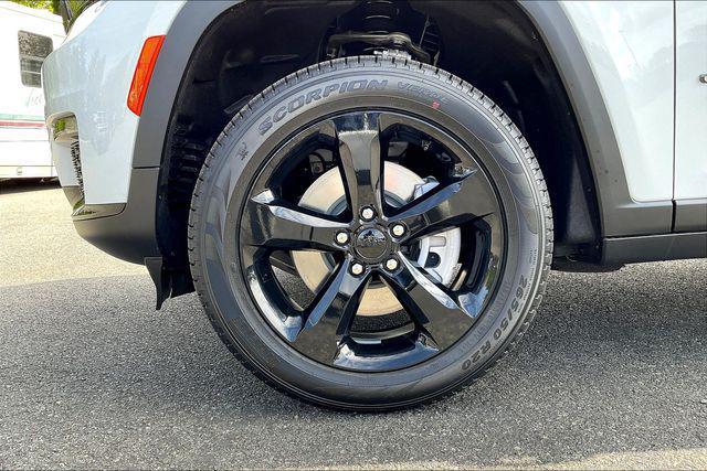 new 2024 Jeep Grand Cherokee L car, priced at $49,935