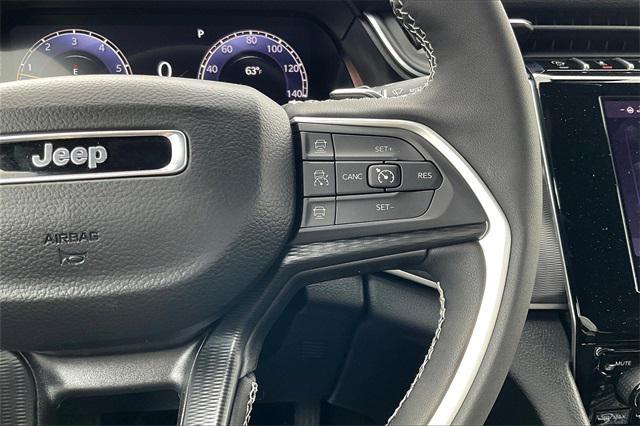 new 2025 Jeep Grand Cherokee car, priced at $40,750