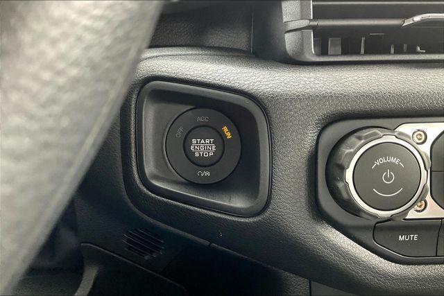 new 2025 Jeep Gladiator car, priced at $39,305