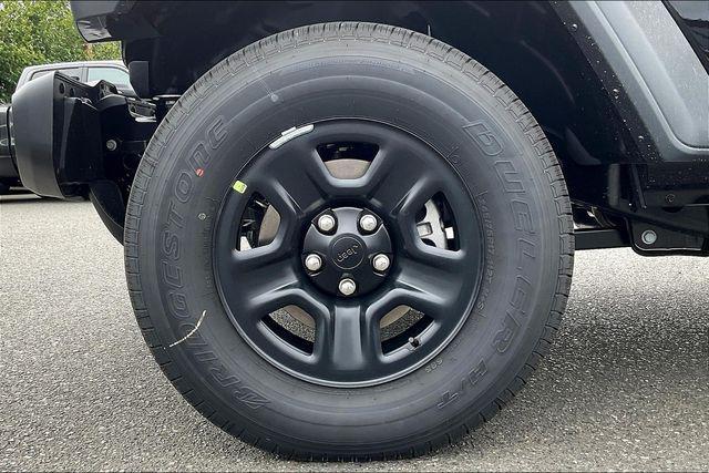 new 2025 Jeep Gladiator car, priced at $39,305