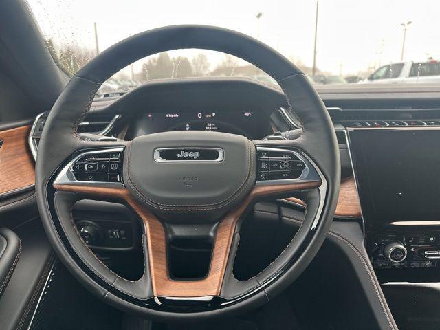 new 2025 Jeep Grand Cherokee car, priced at $59,750