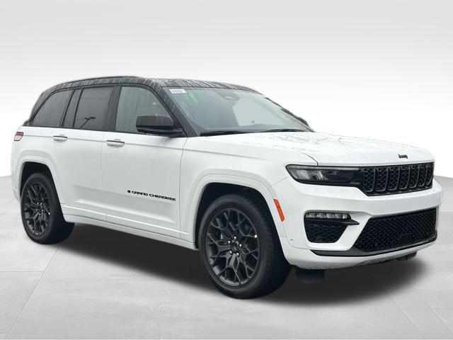 new 2025 Jeep Grand Cherokee car, priced at $59,750