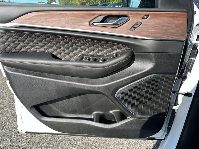 new 2025 Jeep Grand Cherokee L car, priced at $62,580