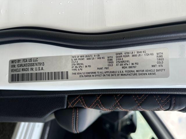 new 2025 Jeep Grand Cherokee L car, priced at $62,580