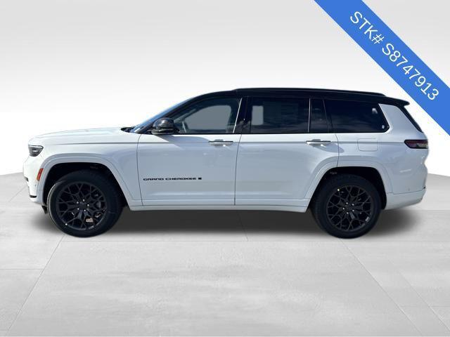 new 2025 Jeep Grand Cherokee L car, priced at $62,580