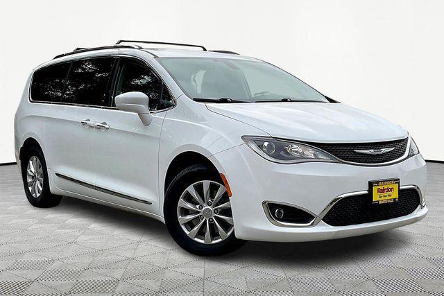 used 2019 Chrysler Pacifica car, priced at $14,000