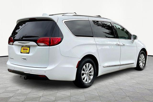 used 2019 Chrysler Pacifica car, priced at $14,000