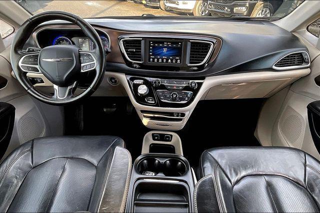used 2019 Chrysler Pacifica car, priced at $14,000