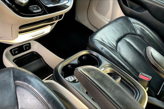 used 2019 Chrysler Pacifica car, priced at $14,000