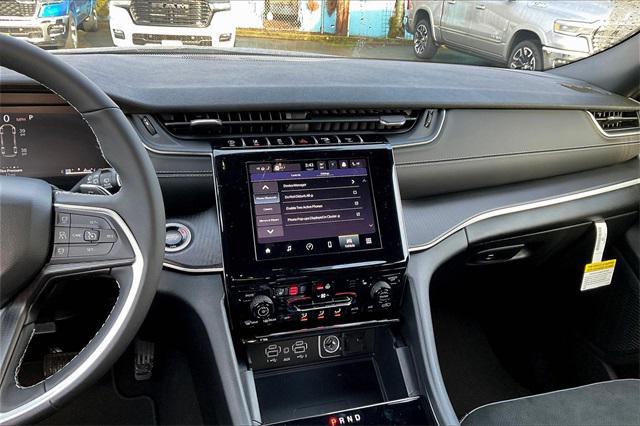 new 2025 Jeep Grand Cherokee L car, priced at $47,670