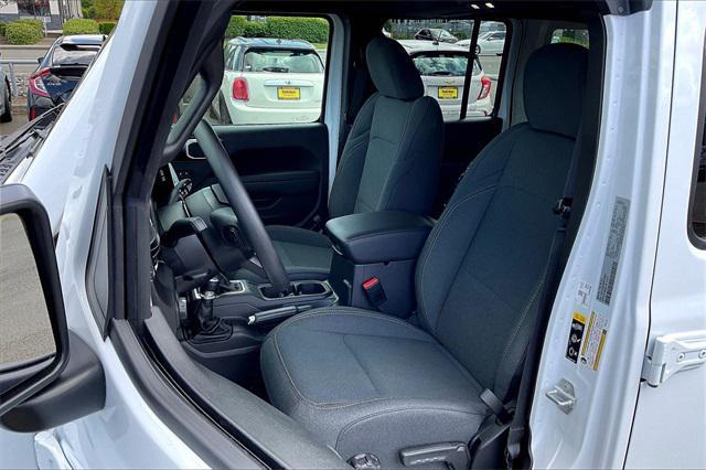 new 2025 Jeep Wrangler car, priced at $38,869