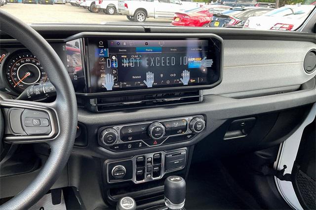 new 2025 Jeep Wrangler car, priced at $38,869