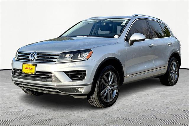 used 2015 Volkswagen Touareg car, priced at $14,000