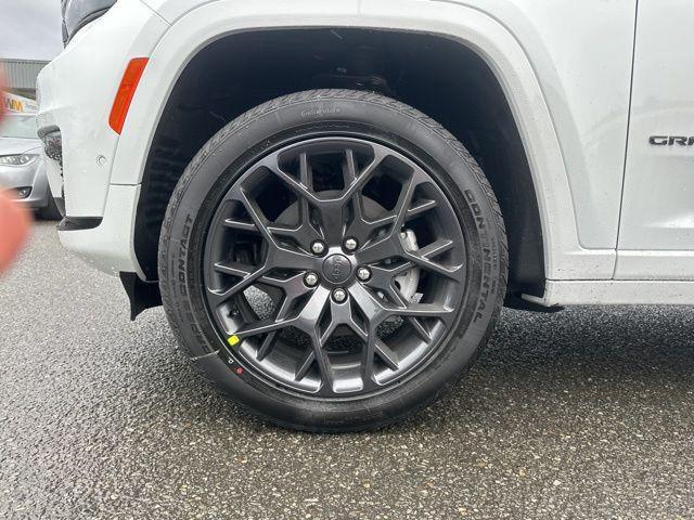 new 2025 Jeep Grand Cherokee L car, priced at $66,560