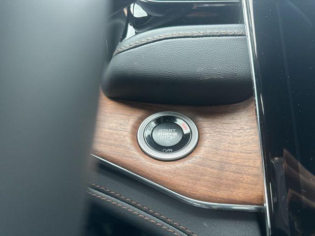 new 2025 Jeep Grand Cherokee L car, priced at $66,560