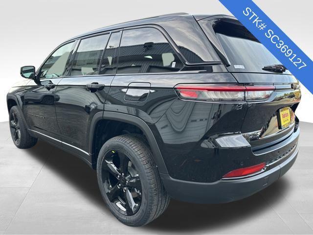 new 2025 Jeep Grand Cherokee car, priced at $50,485