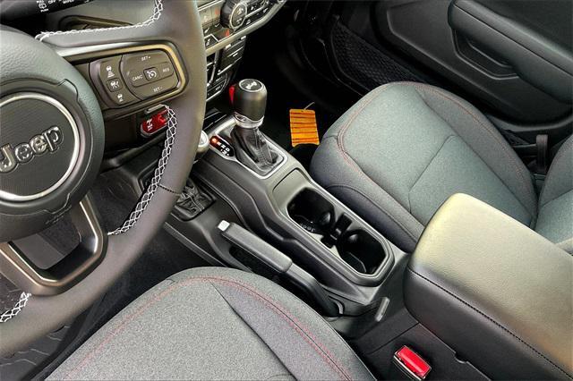 new 2025 Jeep Wrangler car, priced at $59,827