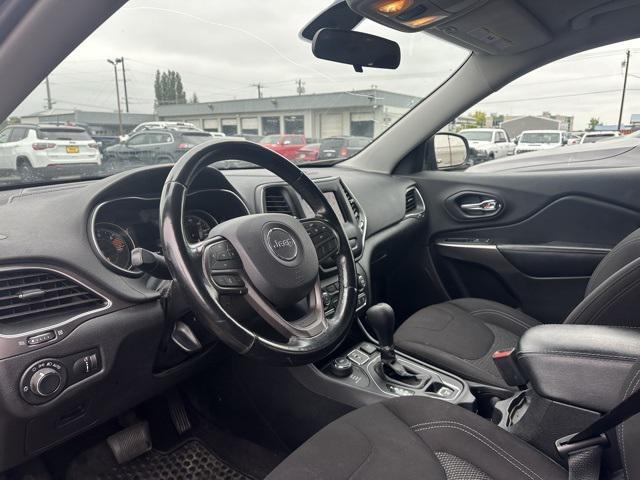 used 2020 Jeep Cherokee car, priced at $13,500