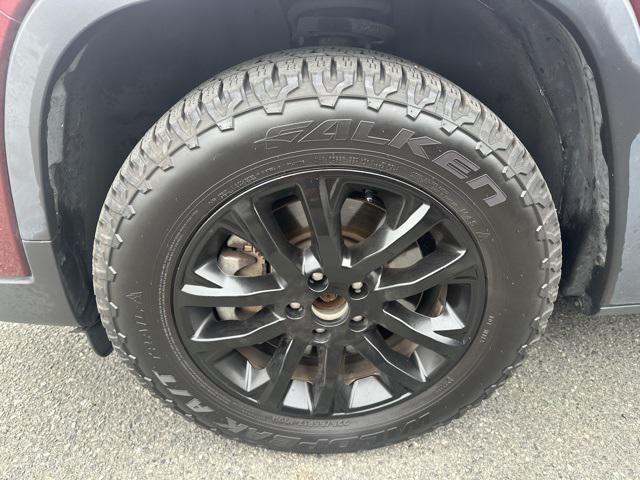 used 2020 Jeep Cherokee car, priced at $13,500